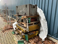 Phw - 100 - persmachine met matrijs voor profielplaten - afbeelding 2 van  22