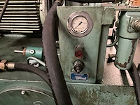 Phw - 100 - persmachine met matrijs voor profielplaten - afbeelding 9 van  22