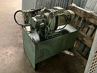 Phw - 100 - persmachine met matrijs voor profielplaten - afbeelding 13 van  22