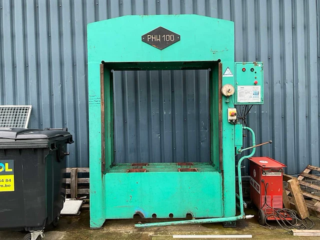 Phw - 100 - persmachine met matrijs voor profielplaten - afbeelding 16 van  22