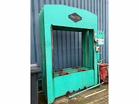 Phw - 100 - persmachine met matrijs voor profielplaten - afbeelding 17 van  22