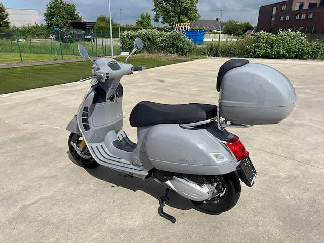 Piaggio - gts 300 - motorfiets - afbeelding 4 van  14