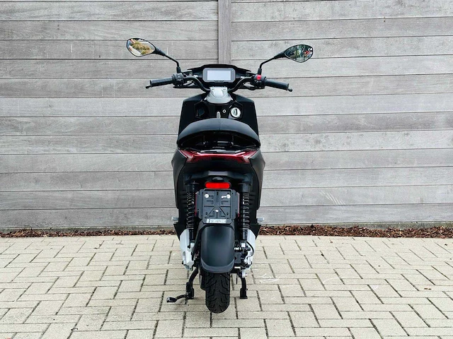 Piaggio 1 plus scooter - afbeelding 3 van  8