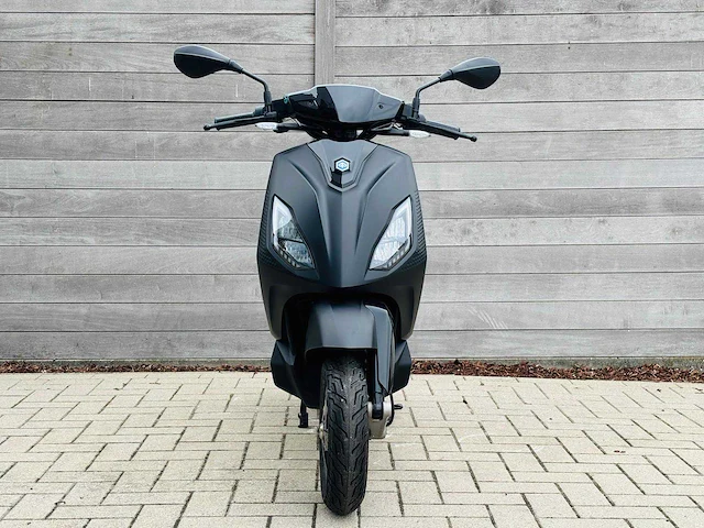 Piaggio 1 plus scooter - afbeelding 6 van  8