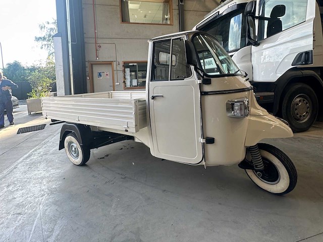 Piaggio ape classic 400 motorfiets - afbeelding 2 van  15