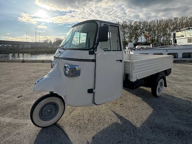 Piaggio ape classic 400 motorfiets - afbeelding 1 van  15