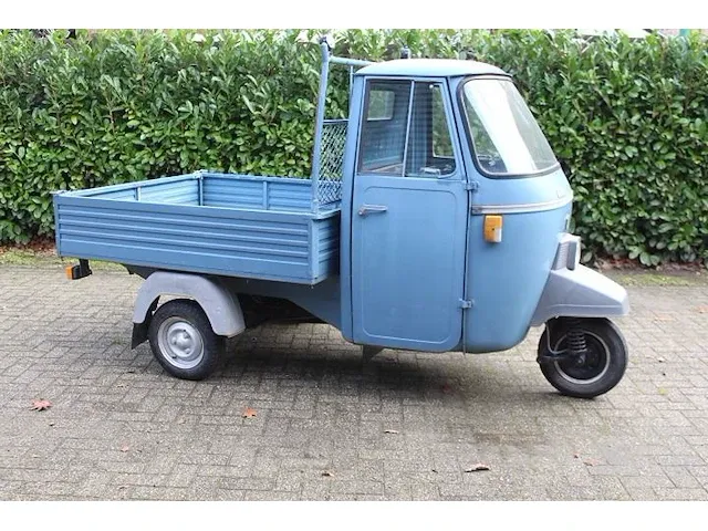 Piaggio ape p501 triporteur - afbeelding 1 van  8
