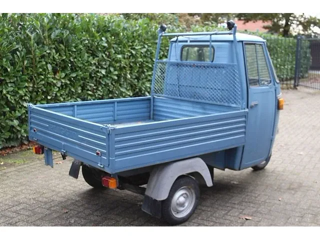 Piaggio ape p501 triporteur - afbeelding 2 van  8