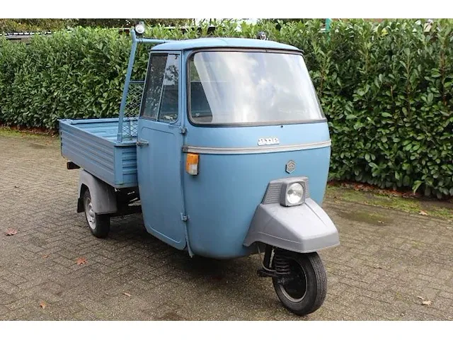 Piaggio ape p501 triporteur - afbeelding 3 van  8