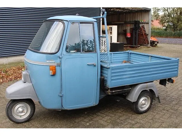 Piaggio ape p501 triporteur - afbeelding 4 van  8