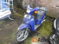 Piaggio free scooter - afbeelding 1 van  9