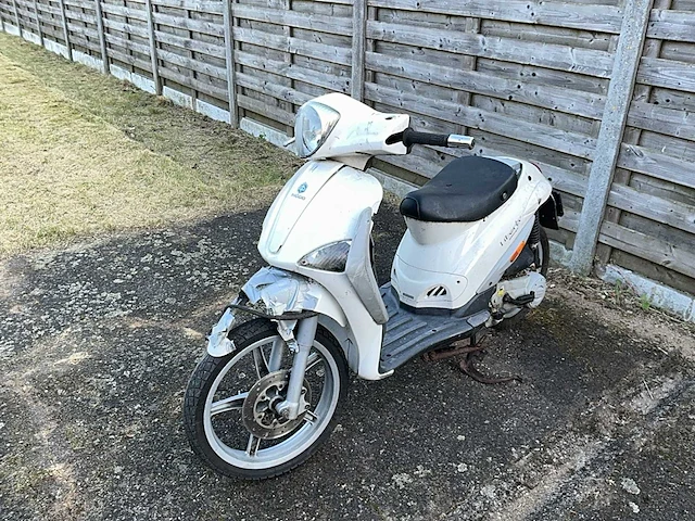 Piaggio liberty scooter - afbeelding 1 van  7