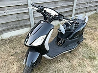 Piaggio ly25 scooter - afbeelding 1 van  6