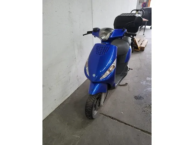 Piaggio scooter - afbeelding 3 van  8
