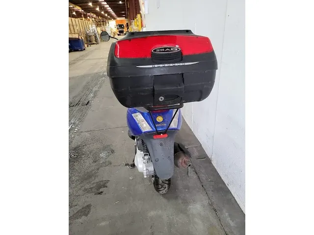 Piaggio scooter - afbeelding 4 van  8