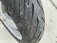 Piaggio vespa 125 - afbeelding 18 van  32