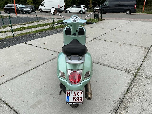 Piaggio vespa 125 - afbeelding 30 van  32