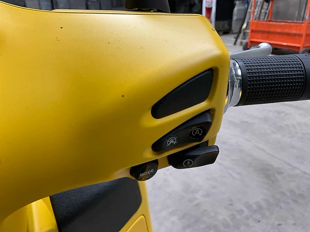 Piaggio vespa gts motorfiets - afbeelding 3 van  19