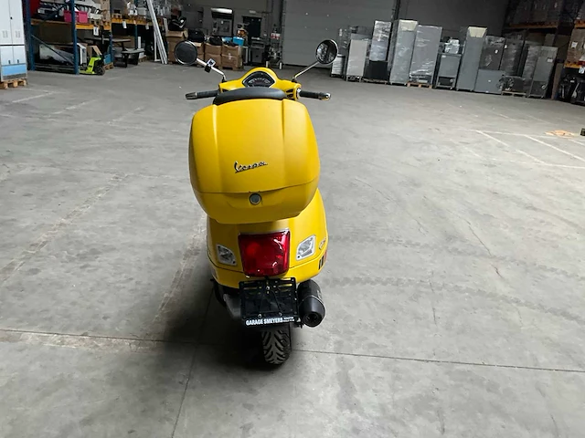 Piaggio vespa gts motorfiets - afbeelding 16 van  19