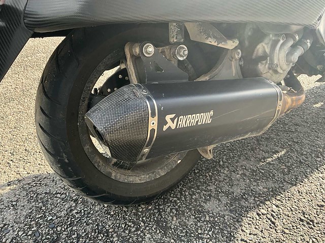 Piaggio vespa gts300 - afbeelding 20 van  30