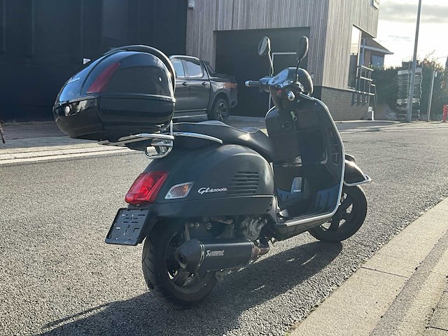 Piaggio vespa gts300 - afbeelding 26 van  30