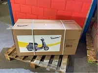 Piaggio vespa kids e-scooter (10x) - afbeelding 10 van  11