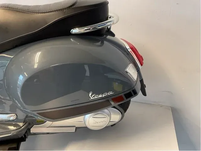 Piaggio vespa kids e-scooter (10x) - afbeelding 5 van  10