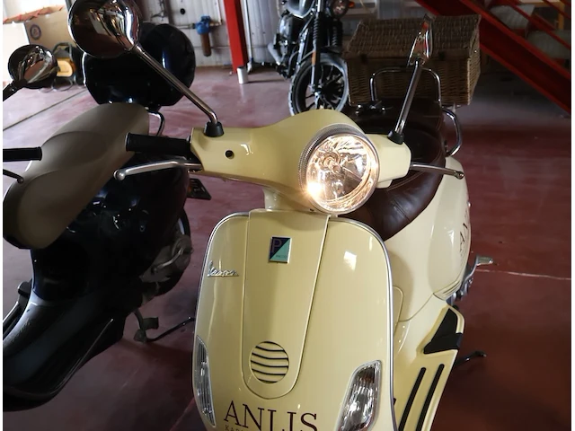 Piaggio vespa lx125 - zapm4430000029104 - 2006 - afbeelding 11 van  25
