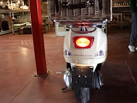 Piaggio vespa lx125 - zapm4430000029104 - 2006 - afbeelding 13 van  25