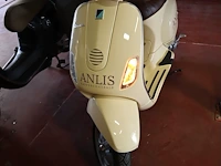 Piaggio vespa lx125 - zapm4430000029104 - 2006 - afbeelding 14 van  25