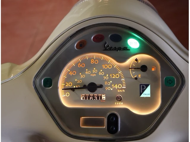 Piaggio vespa lx125 - zapm4430000029104 - 2006 - afbeelding 16 van  25