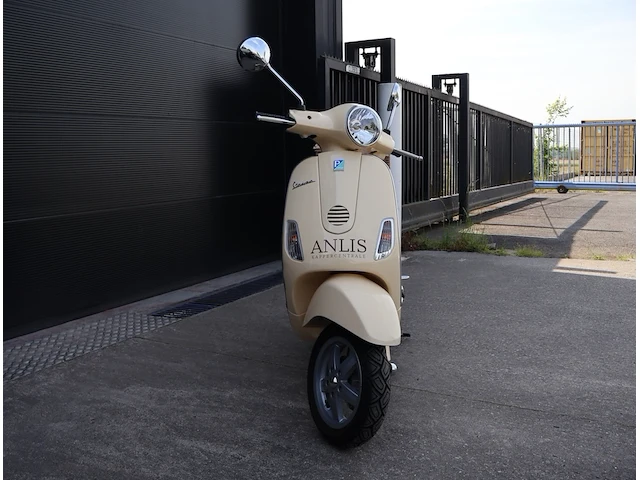 Piaggio vespa lx125 - zapm4430000029104 - 2006 - afbeelding 19 van  25