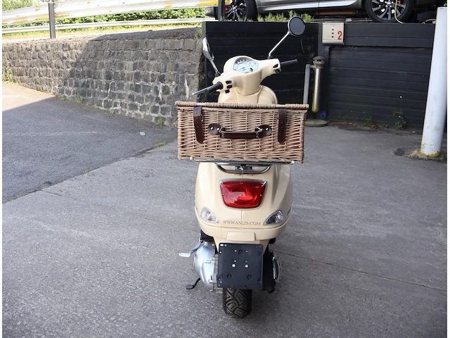 Piaggio vespa lx125 - zapm4430000029104 - 2006 - afbeelding 21 van  25