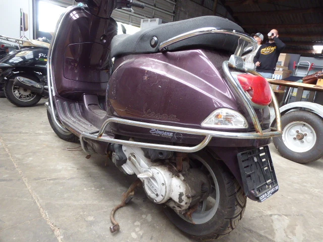 Piaggio vespa lx - afbeelding 4 van  5