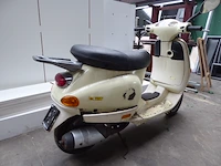 Piaggio vespa - afbeelding 3 van  6