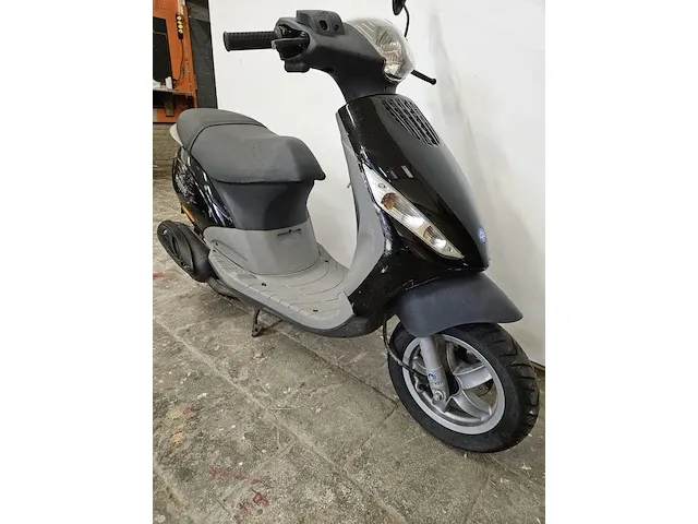 Piaggio zip - afbeelding 6 van  8