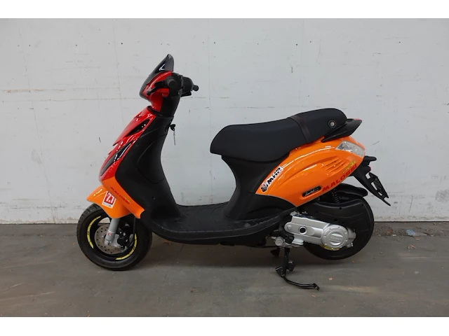 Piaggio zip - afbeelding 1 van  11