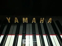 Piano yamaha zwart - afbeelding 13 van  13
