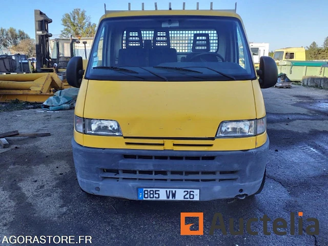 Pick-up vrachtwagen peugeot boxer diesele 2500cc (2000) - afbeelding 32 van  36