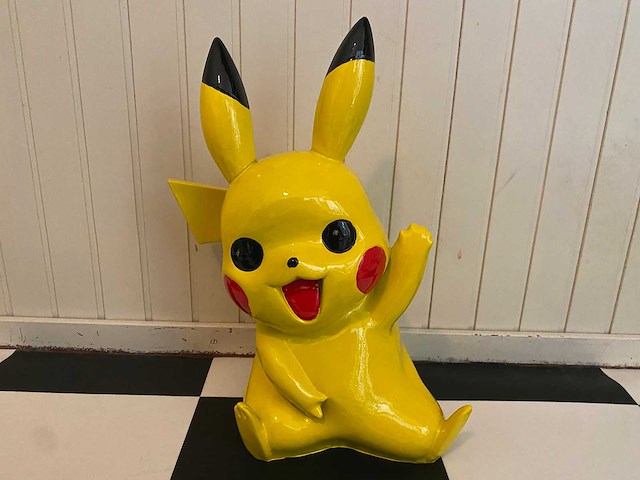 Pikachu pokemon beeld - afbeelding 1 van  3
