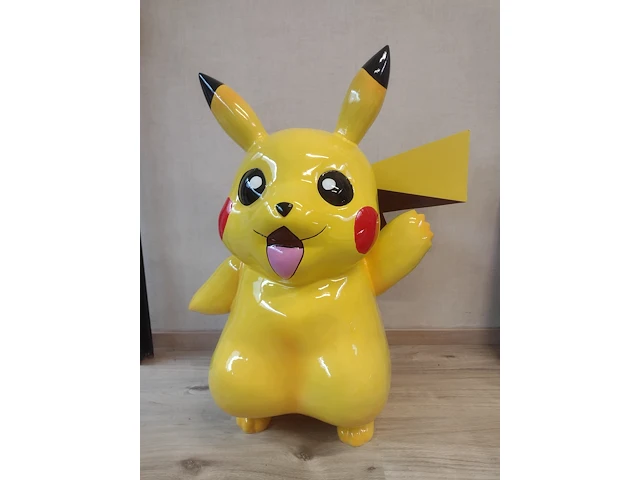 Pikachu - afbeelding 1 van  4