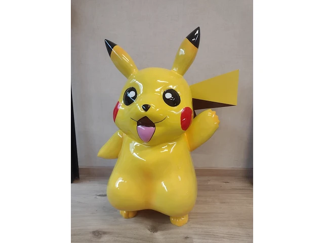 Pikachu - afbeelding 2 van  4