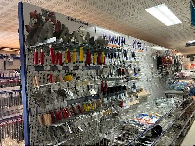 Pinguïn voegers, truwelen, chapeijzers, plakspanen, schuurborden, spatels en spackmessen - afbeelding 2 van  4