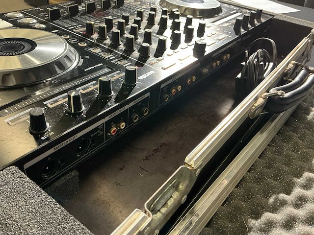 Pioneer 4-kanaals dj controler - afbeelding 6 van  8