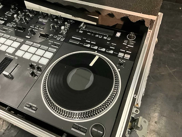Pioneer ddj-rev 7 digitale mengtafel - afbeelding 6 van  9