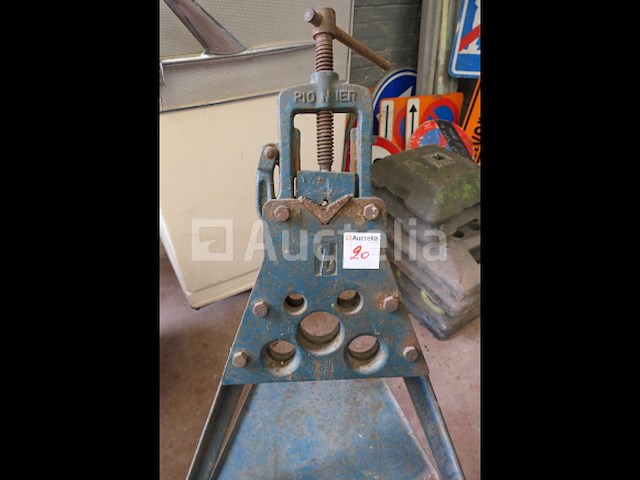 Pionier statief loodgietersbankschroef - afbeelding 1 van  5