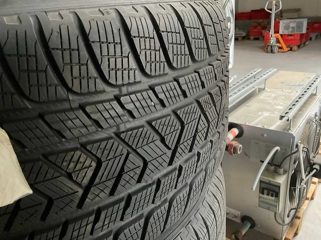 Pirelli scorpion bmw x5 winterset (4x) - afbeelding 5 van  8