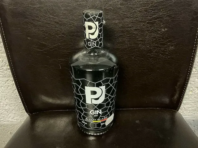 Pj dry gin (4x) - afbeelding 1 van  2