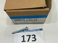Plaatschroef 4,8 x 38 200 stuks - afbeelding 3 van  3