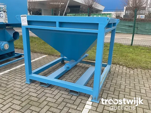 Plaatstalen zandtrechter - afbeelding 2 van  5